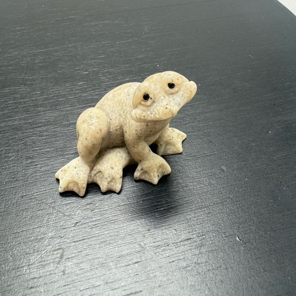 VTG Quarry Critters frog figurine